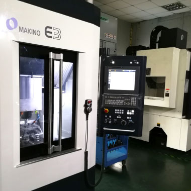 牧野專業(yè)石墨CNC